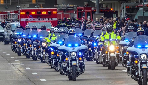Pic#11-Officer funeral procession.jpg